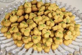 کارخانه شیرینی نخودچی خوشمزه در تبریز